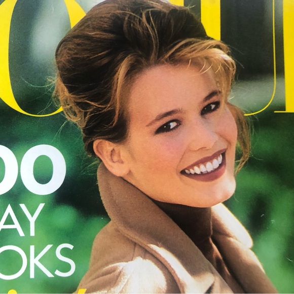 Vogue Aug. 1990 CLAUDIA SCHIFFER Cover - Picture 2 of 12